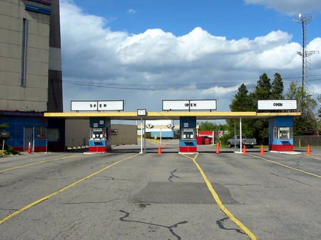 Ford-Wyoming Drive In Dearborn - Lanes - Photo From Water Winter Wonderland (newer photo)